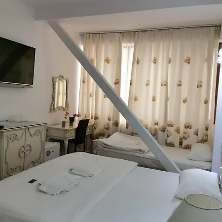 Nevis Fundeni * Bükreş