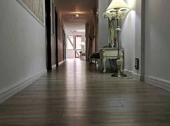 מלון Nevis Fundeni