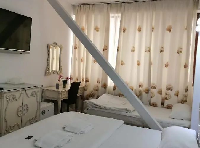 Nevis Fundeni * Βουκουρέστι