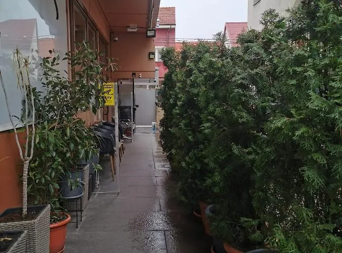 Ξενοδοχείο Nevis Fundeni *